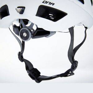 Il casco da scialpinismo Dynafit DNA Daymaker con Boa Closure System