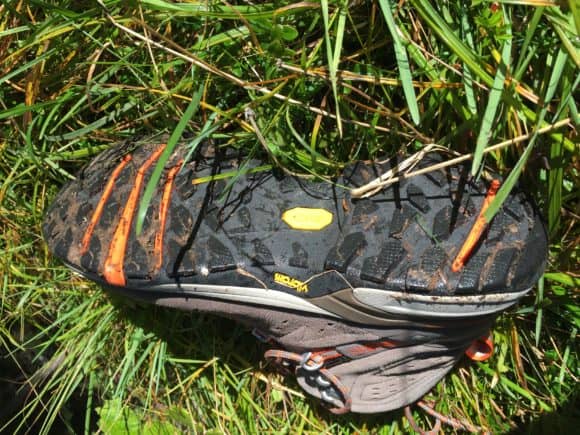 La suola Vibram® della scarpa da trekking TECNICA TCROSS HIGH GTX
