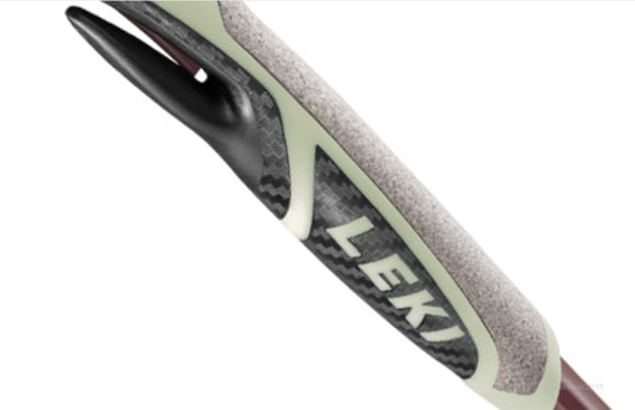 L'impugnatura Triggr shark, brevettata, del bastone Leki Micro Trail Pro