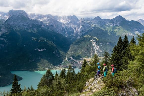 Trekking, hiking, escursionisno nel comprensorio Dolomiti Paganella Bike