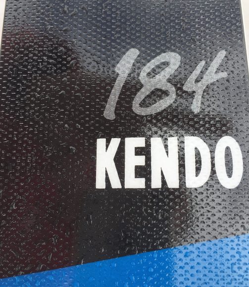 La superficie antigraffio dello sci Völkl KENDO