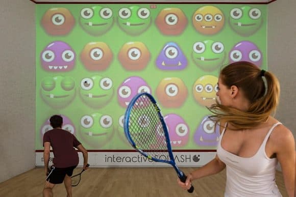 Lo squash giocato virtualmente