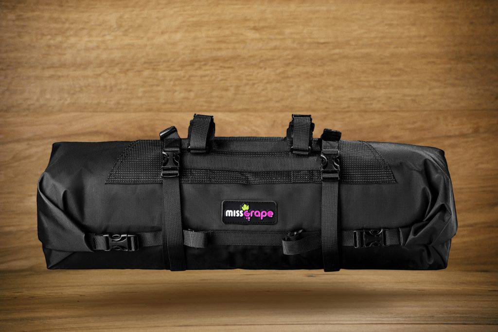 Borsa da manubrio di Miss Grape. Foto by Martino Vincenzi (www.martinovincenzi.com)