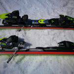 Dettaglio del sistema attacco/piastra dello sci Fischer The Curv RC4