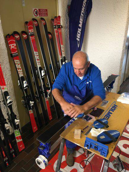 Nando Ceinini rifinisce lo sci