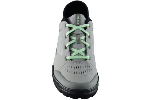 Vista frontale della Shimano GR7 con suola Michelin