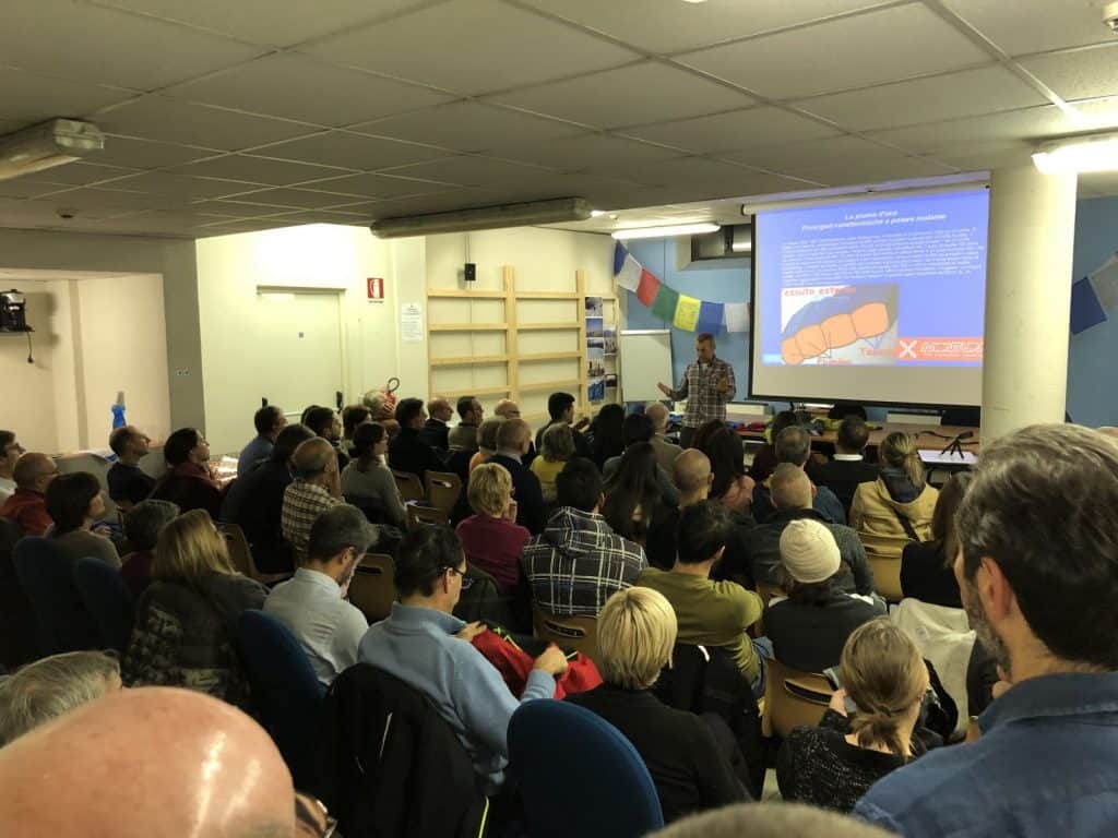 Sala gremita da oltre 80 appassionati