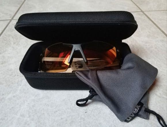 Custodia ad astuccio e in panno Uvex