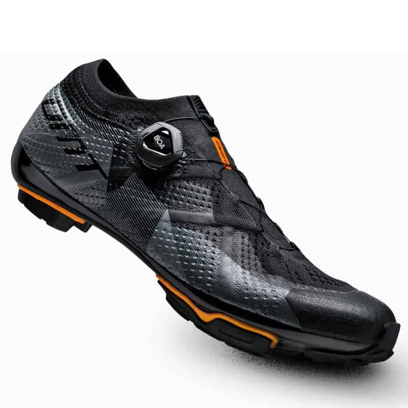 Scarpa da mountain bike DMT KM1, versione nera