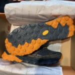 Aku Flyrock GTX, suola Vibram con tecnologia Traction Lug + Megagrip