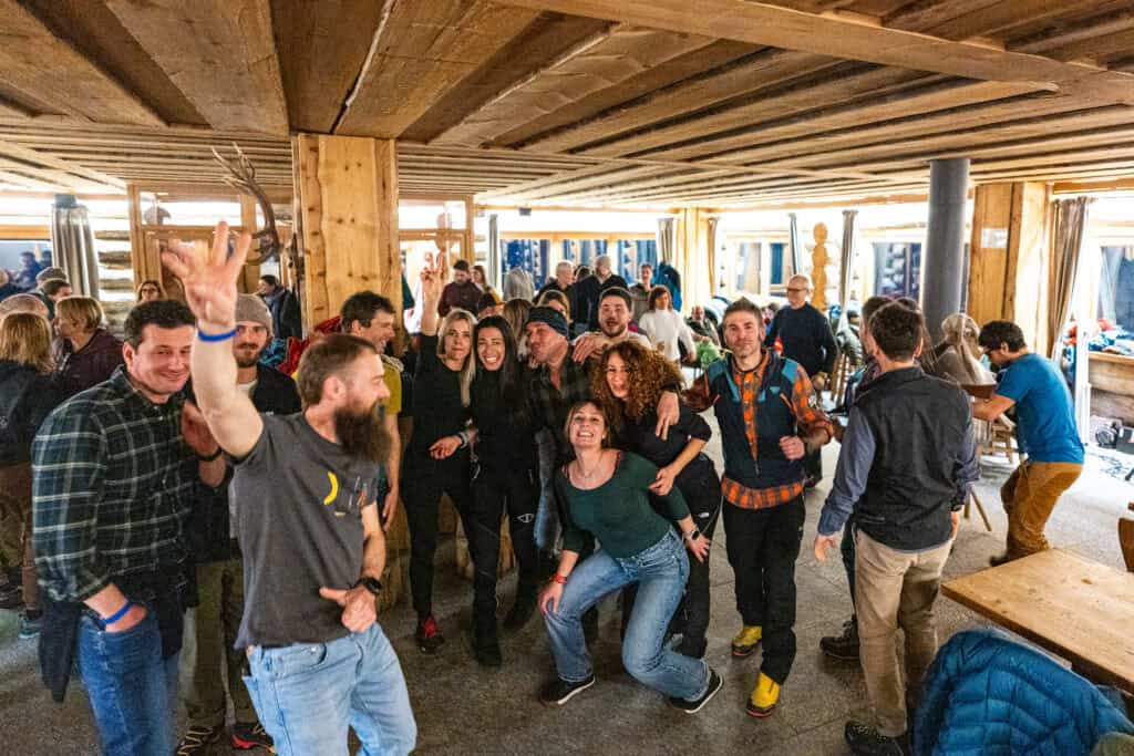 Skimofestival 2025: DJ set al rifugio Sunny Valley. (Ph. G. Meneghello)