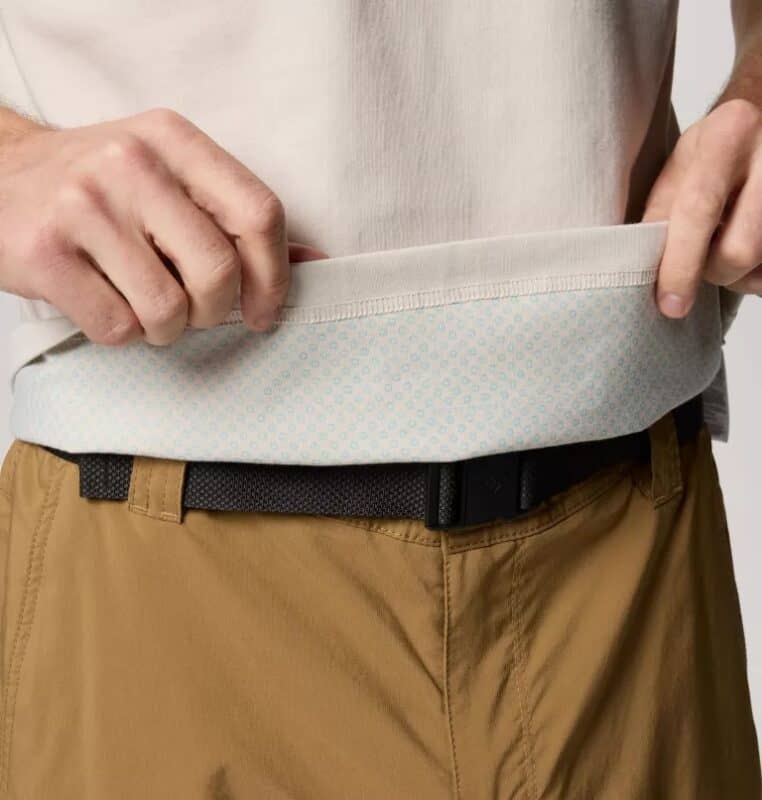 La tecnologia Omni-Freeze Zero applicata internamente la tessuto.