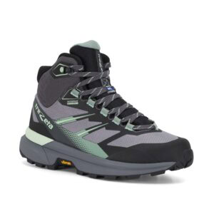 Scarpa da escursione Trezeta Ravik Mid WP donna, colorazione grigio e verde menta, con membrana Water Stopper e suola Vibram Orobia, vista 3/4 su fondo bianco